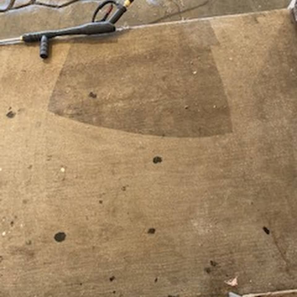 Photo of oze power wash cleaning