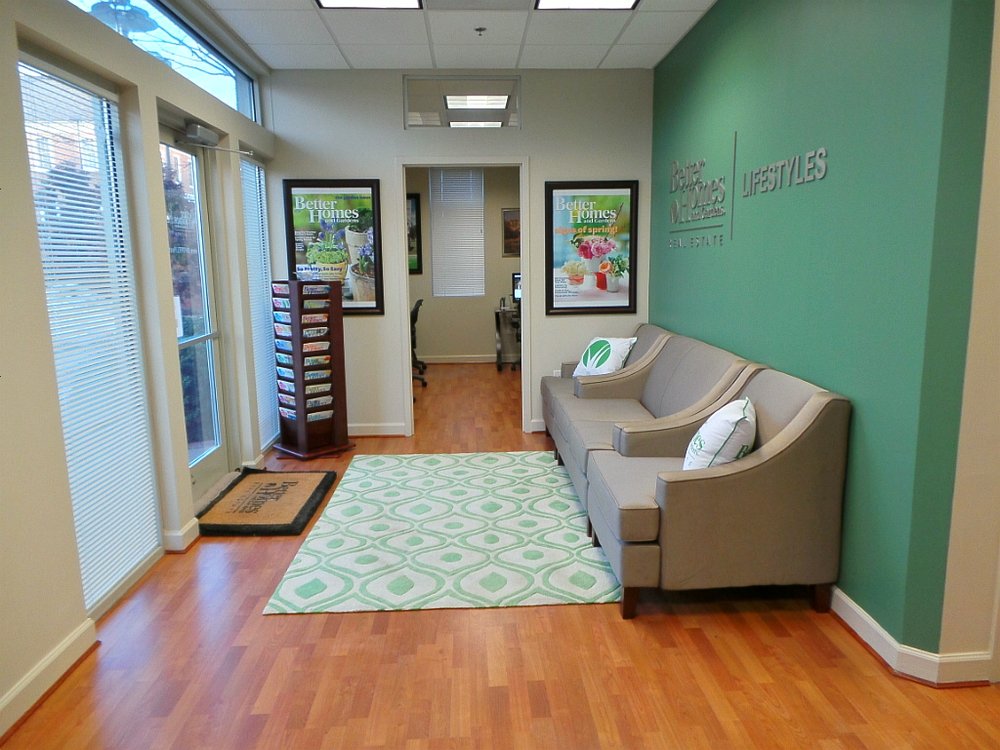Photo of Azmi Alkurd - Better Homes and Gardens Real Estate Lifestyles
