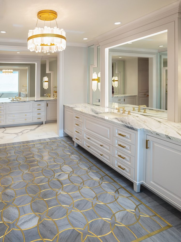 Photo of Houston's Luxury Home Experts