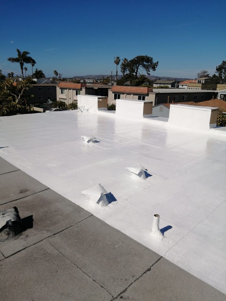 Photo of San Diego's Spotless Roof Maintenance