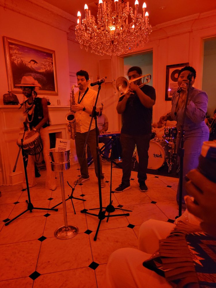 Photo of Royal Frenchmen Hotel & Bar
