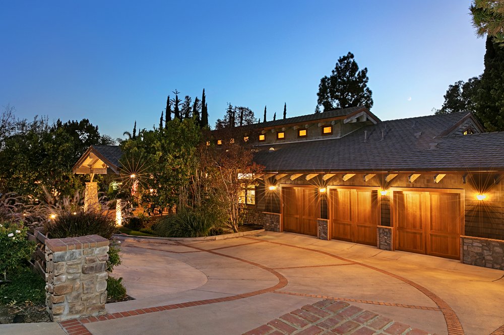 Photo of Costera Luxury Properties