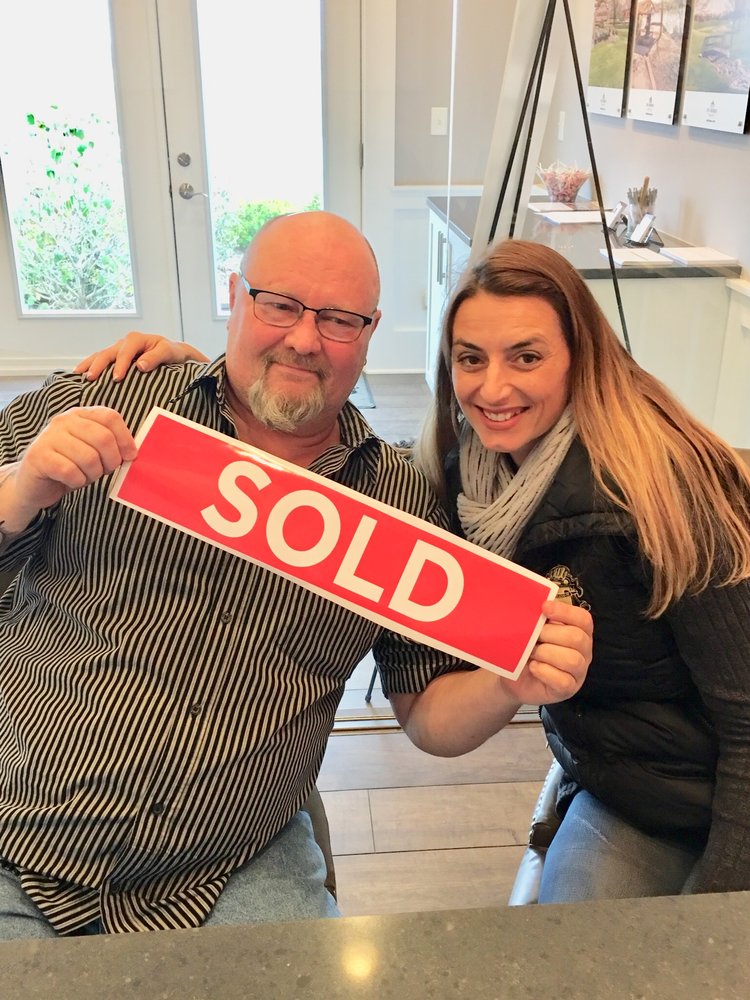 Photo of Heidi Singler - Classsic Realty Group