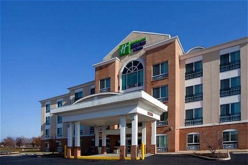 Photo of Holiday Inn Express & Suites Woodbridge