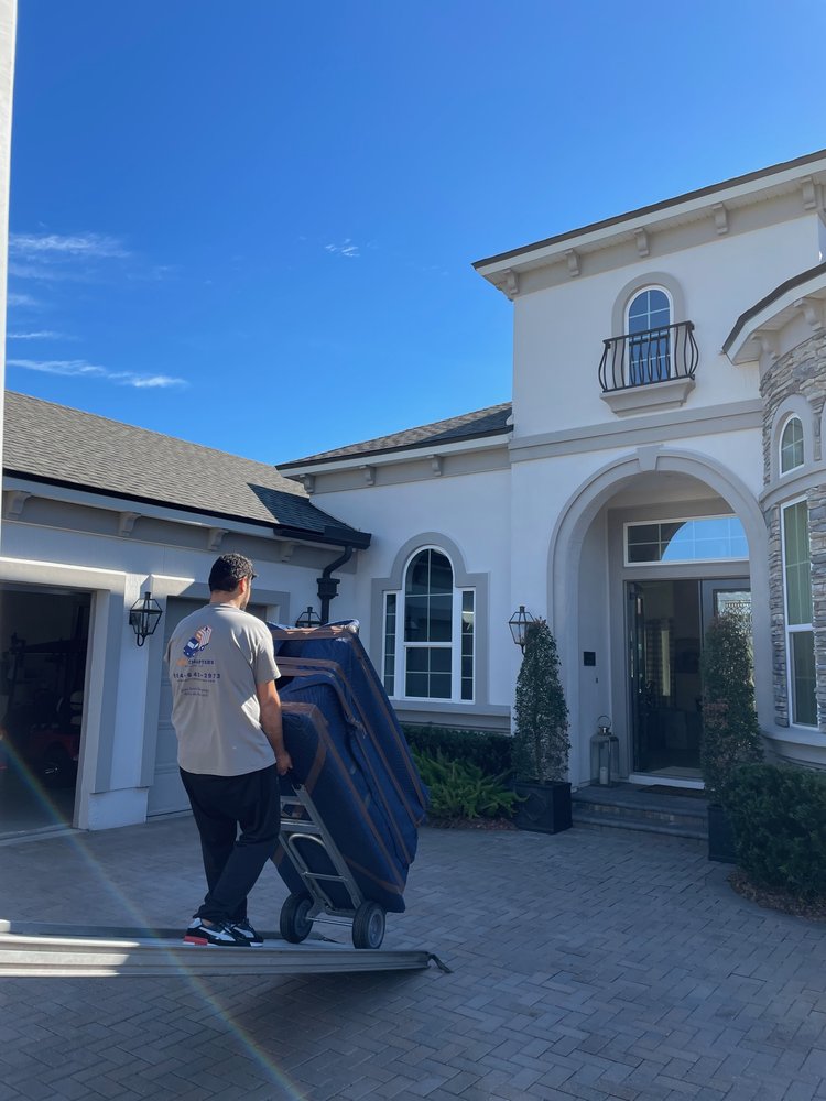 Photo of New Chapters Moving
