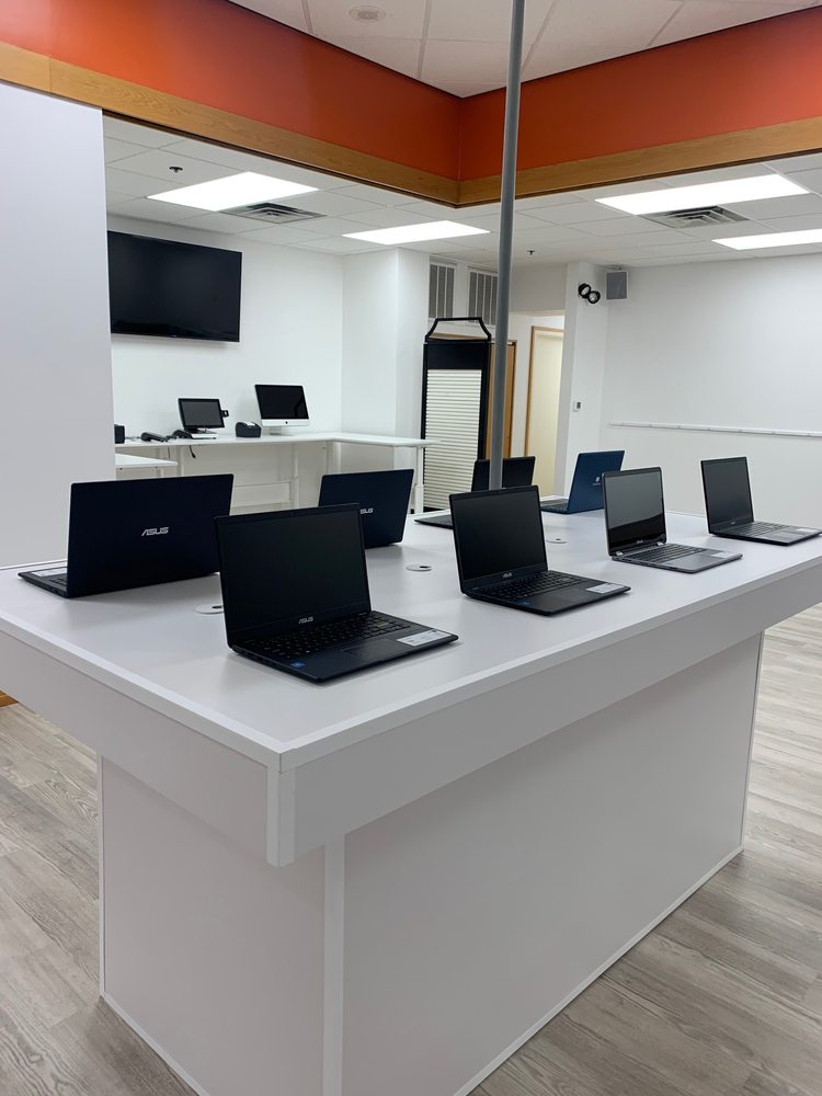 Photo of Advanced Business Computing