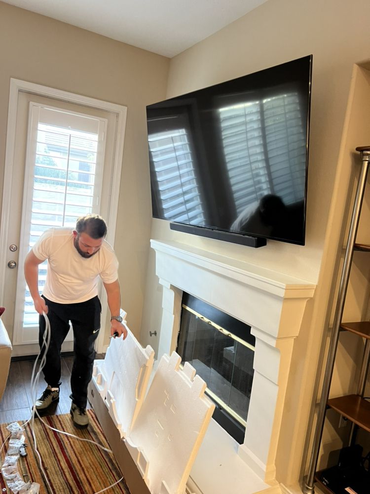 Photo of TV Mounting UA