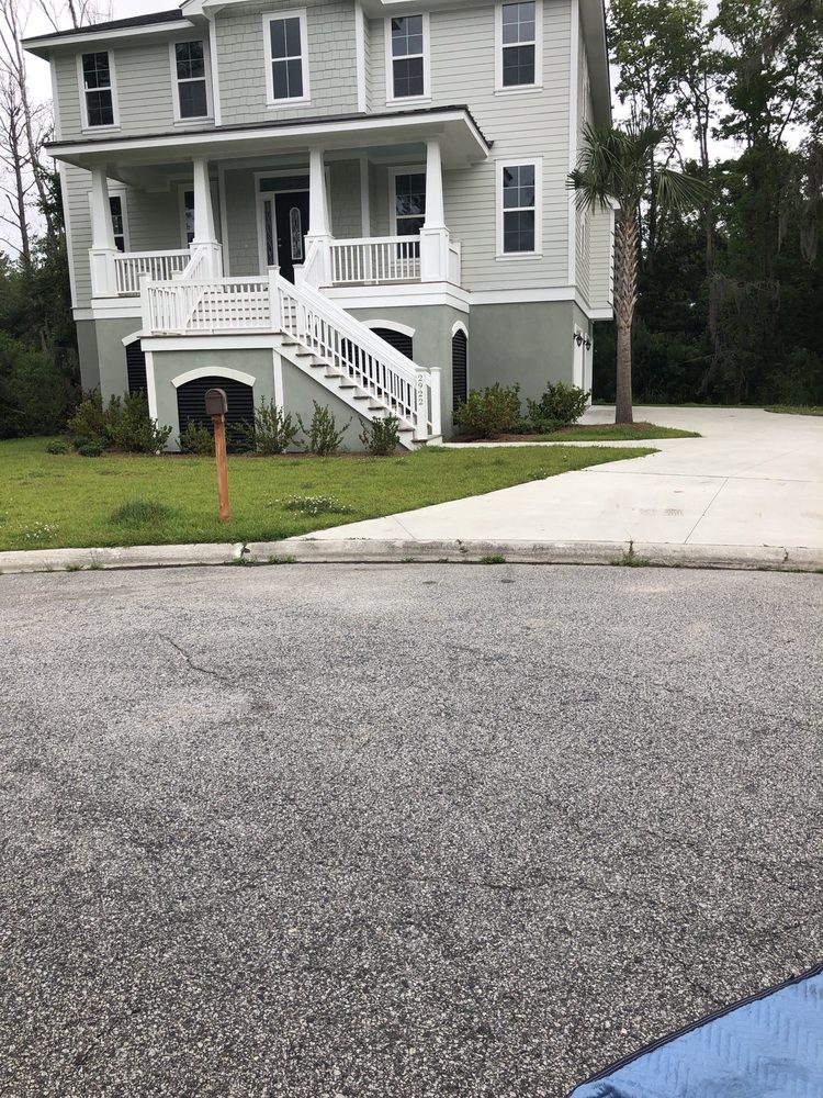 Photo of Mike's Quality Movers