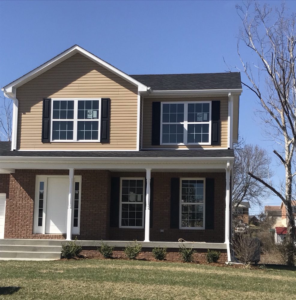 Photo of Emily Fox - Melloan Real Estate
