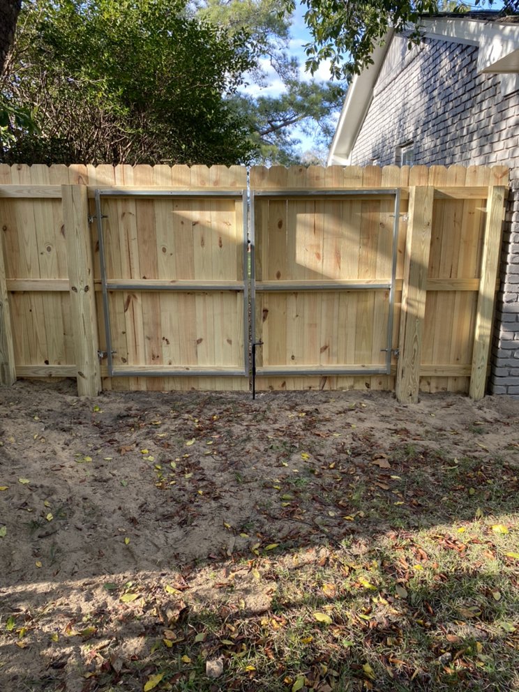 Photo of Fence And Deck Repair And Stain