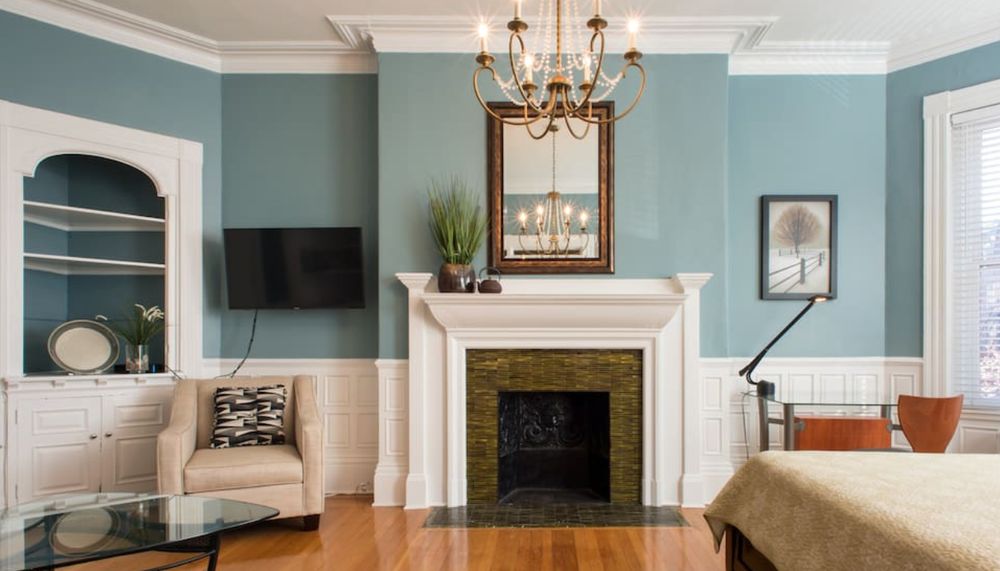 Photo of Rachel Lura, REALTOR® - Century 21 Cityside