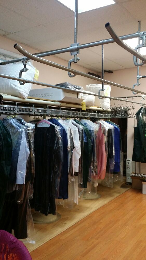 Photo of Aaron's Dry Cleaners