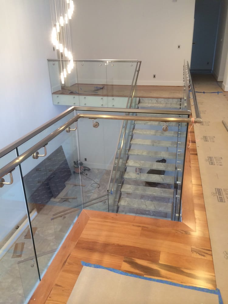 Photo of Esso Glass