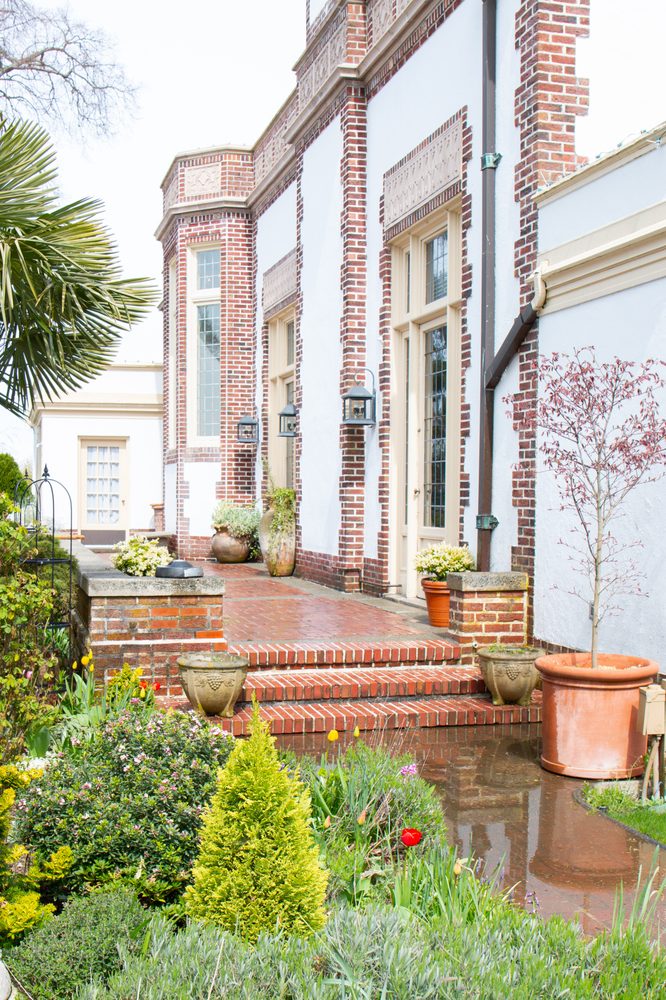 Photo of Lairmont Manor
