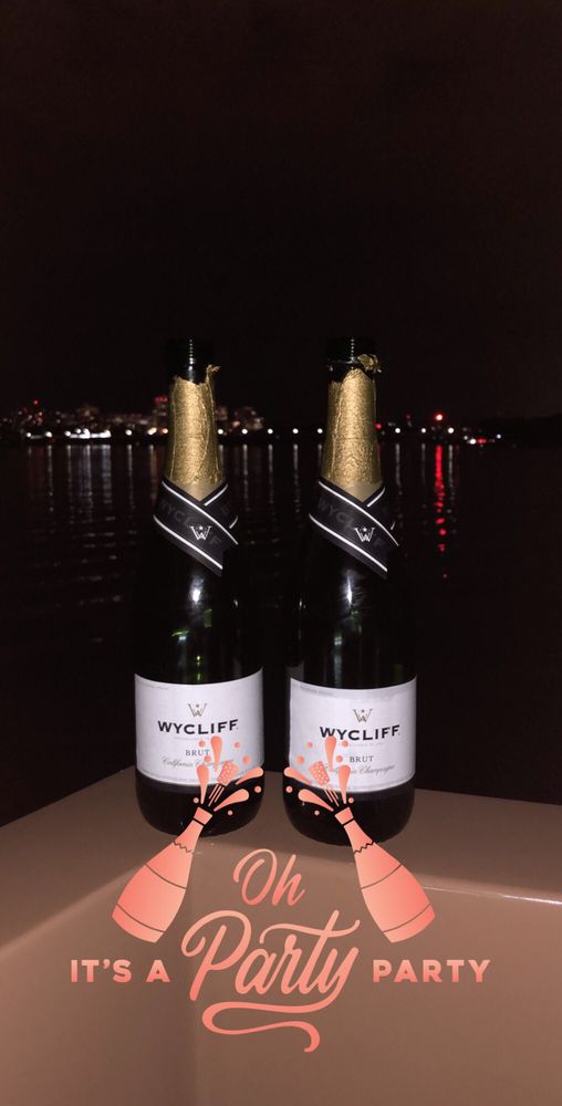 Photo of Boomerang Party Yacht