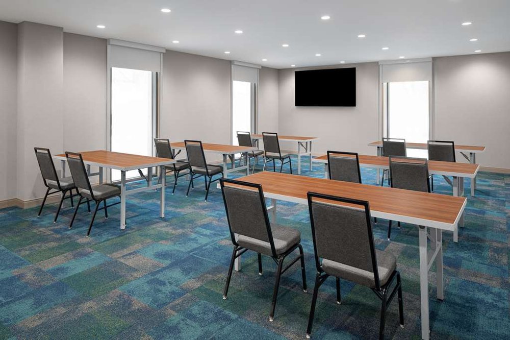 Photo of Home2 Suites Des Moines at Drake University