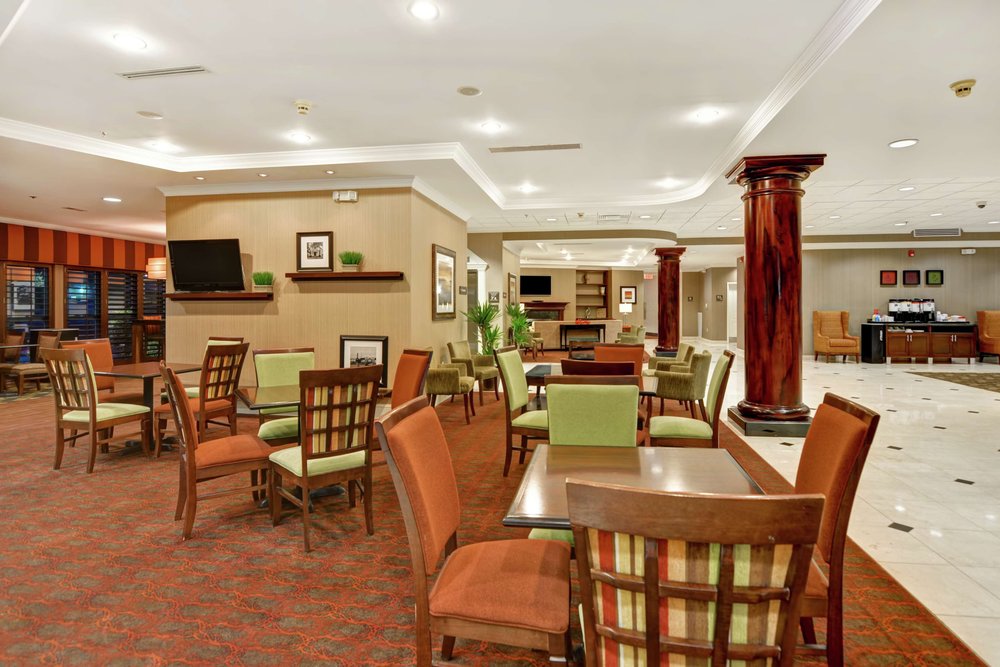 Photo of Hampton Inn Charleston-North