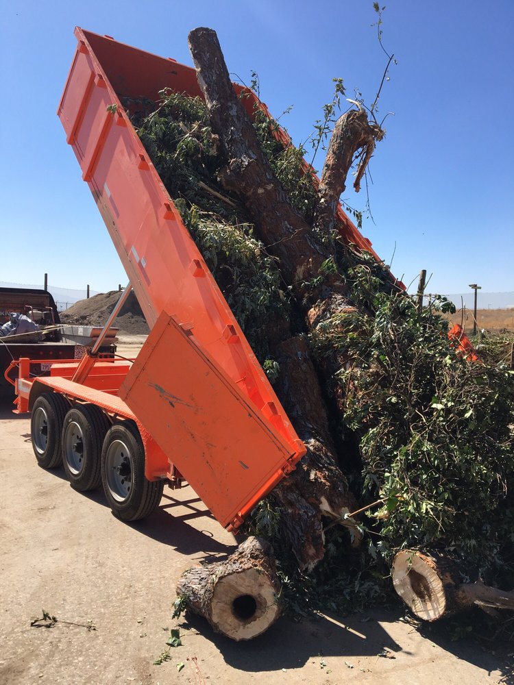 Photo of Alans Hauling & Tractor