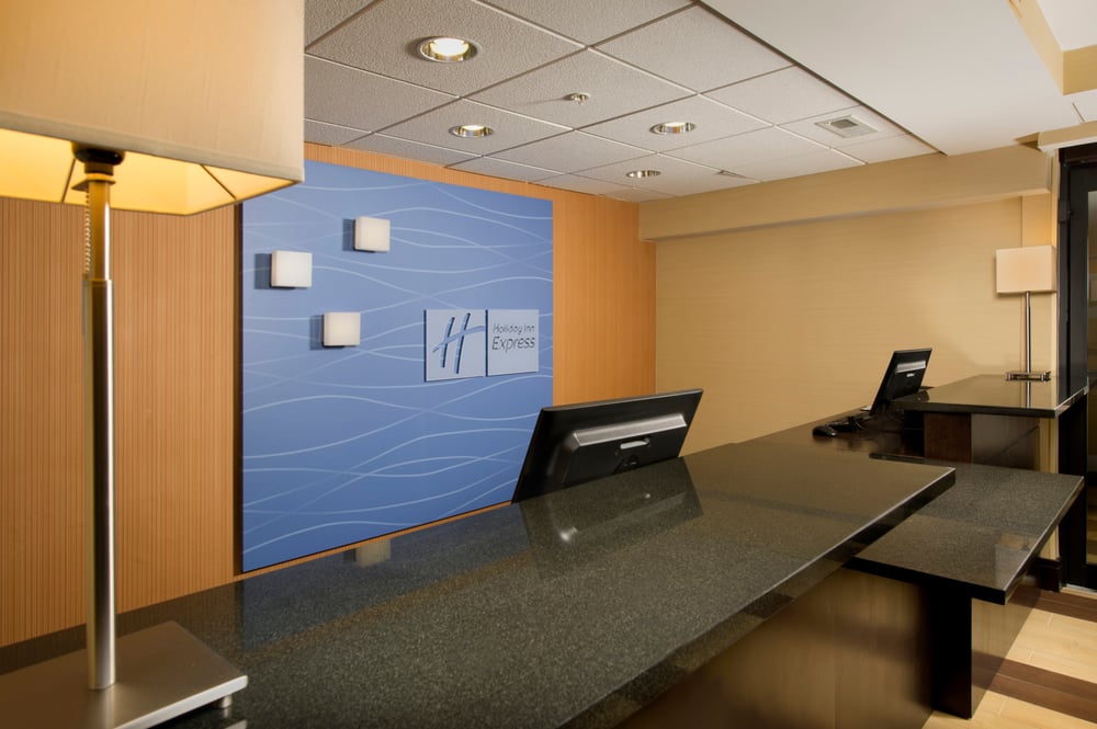 Photo of Holiday Inn Express Waldorf