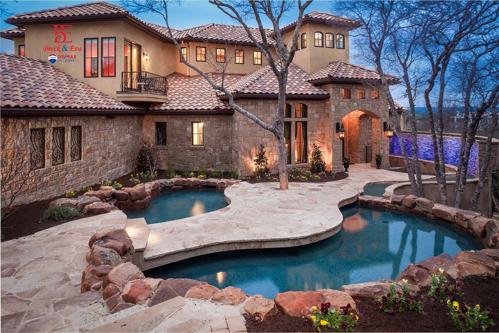 Photo of Breck & Eva - RE/MAX Integrity