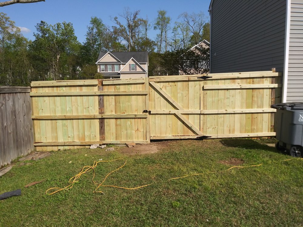Photo of Willie's Handyman and Trash Removal Services