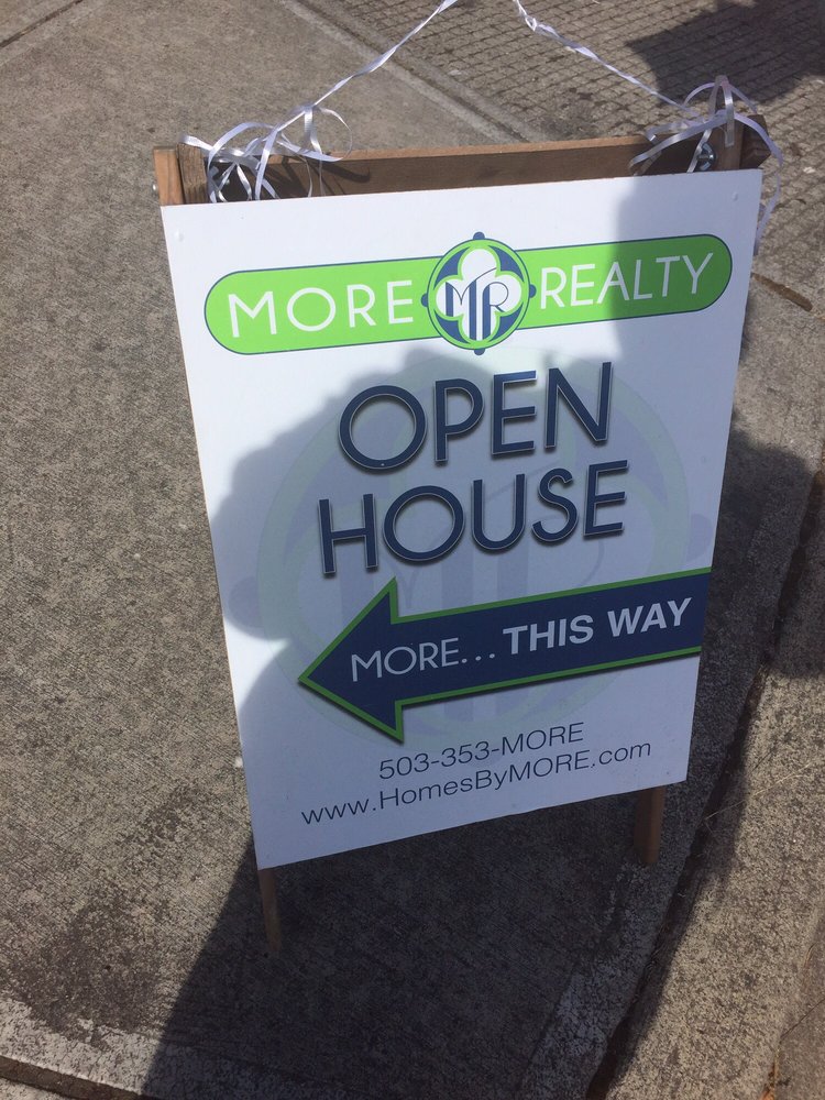 Photo of Stella Black, MORE Realty