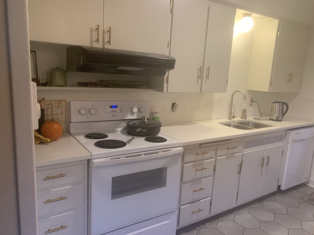 Photo of Stone & Cabinet Outlet