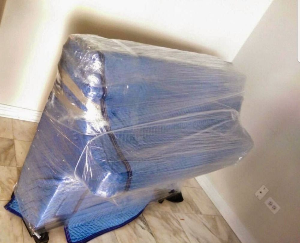 Photo of Universal Movers