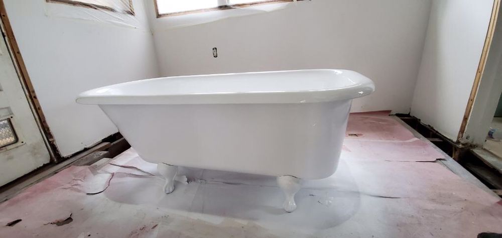 Photo of Bathtub Refinishing & Fiberglass Expert