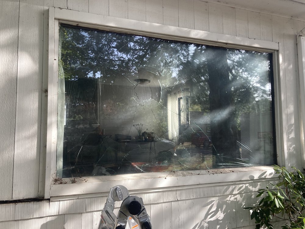 Photo of Alpine Glass Service