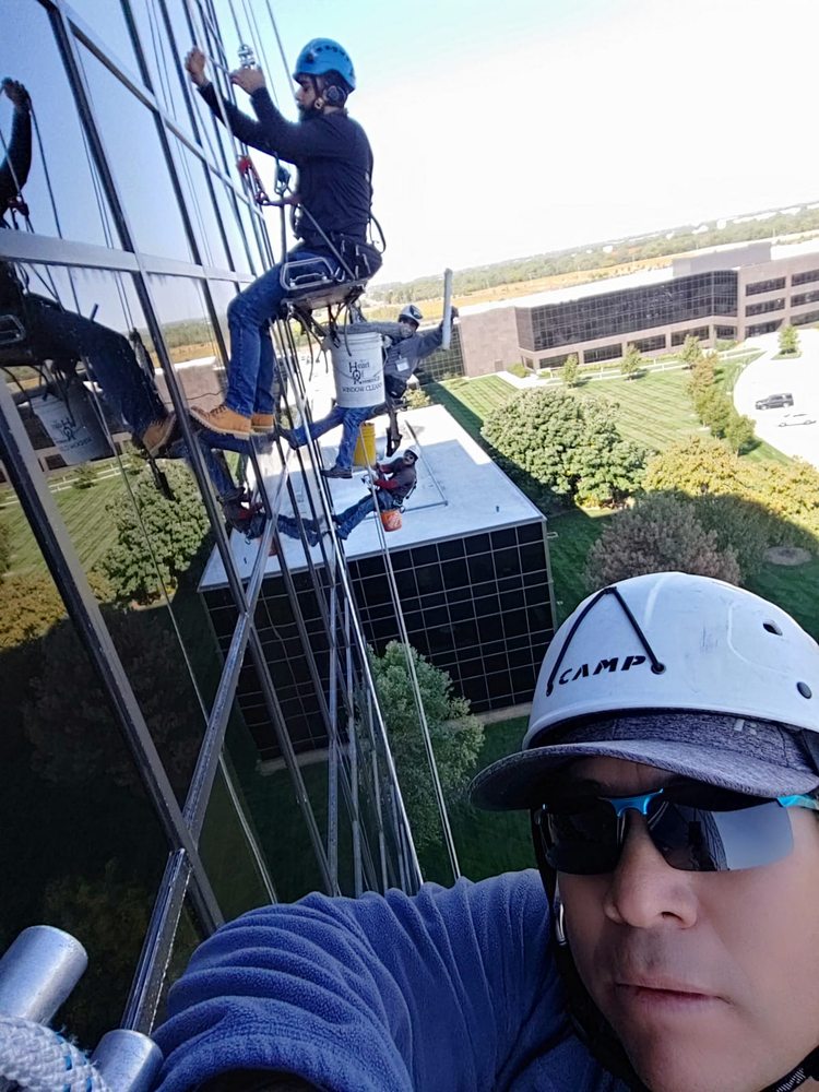 Photo of Heart of America Window Cleaning Kansas City
