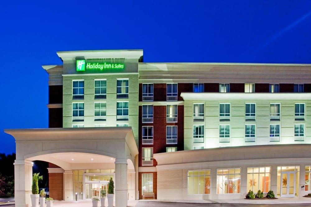 Photo of Holiday Inn & Suites Williamsburg-Historic Gateway