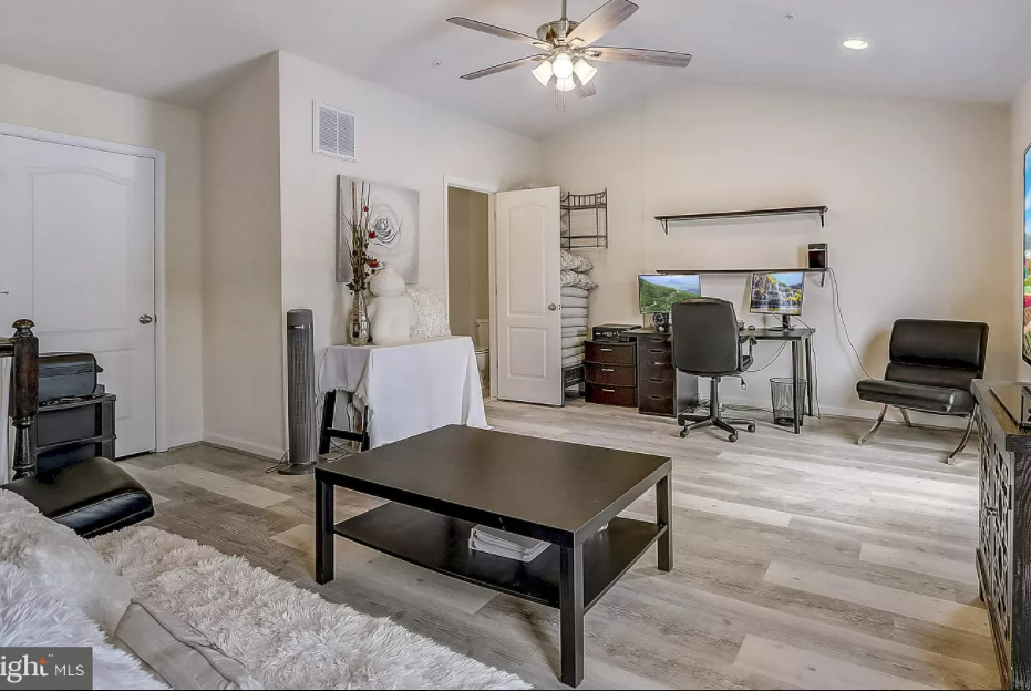 Photo of Like A Puzzle Flooring