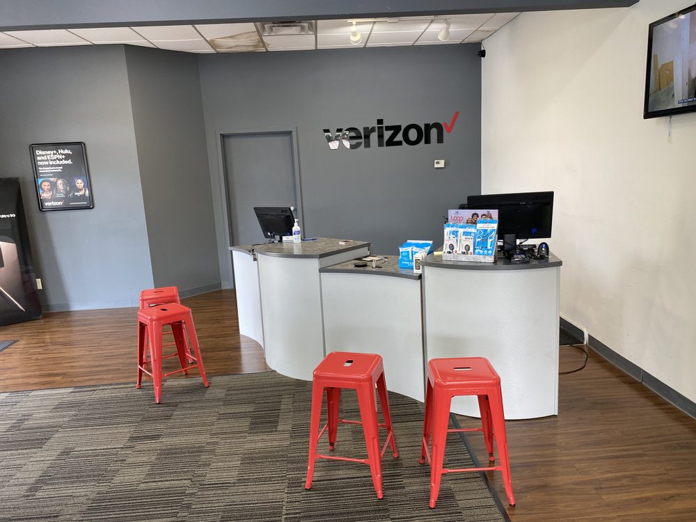 Photo of Verizon Authorized Retailer - TCC