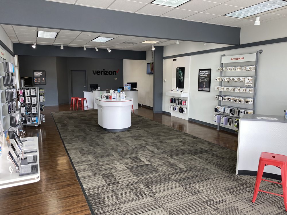 Photo of Verizon Authorized Retailer - TCC
