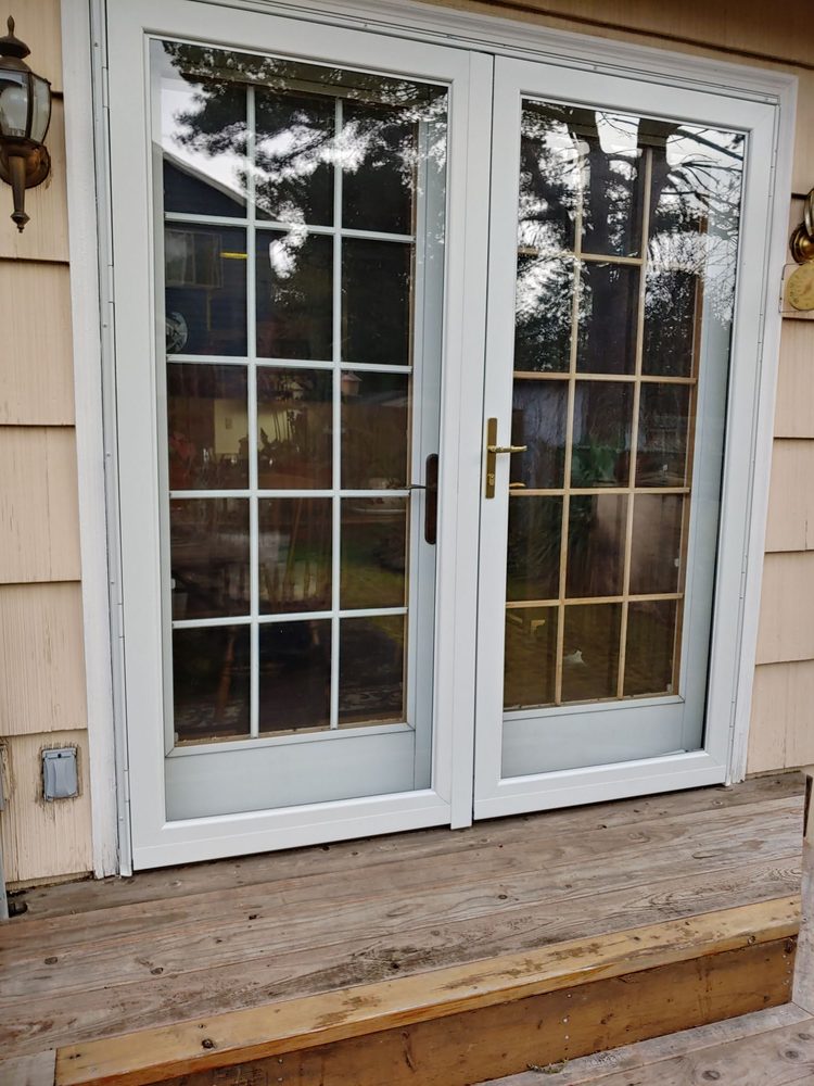 Photo of Kemp's Windows