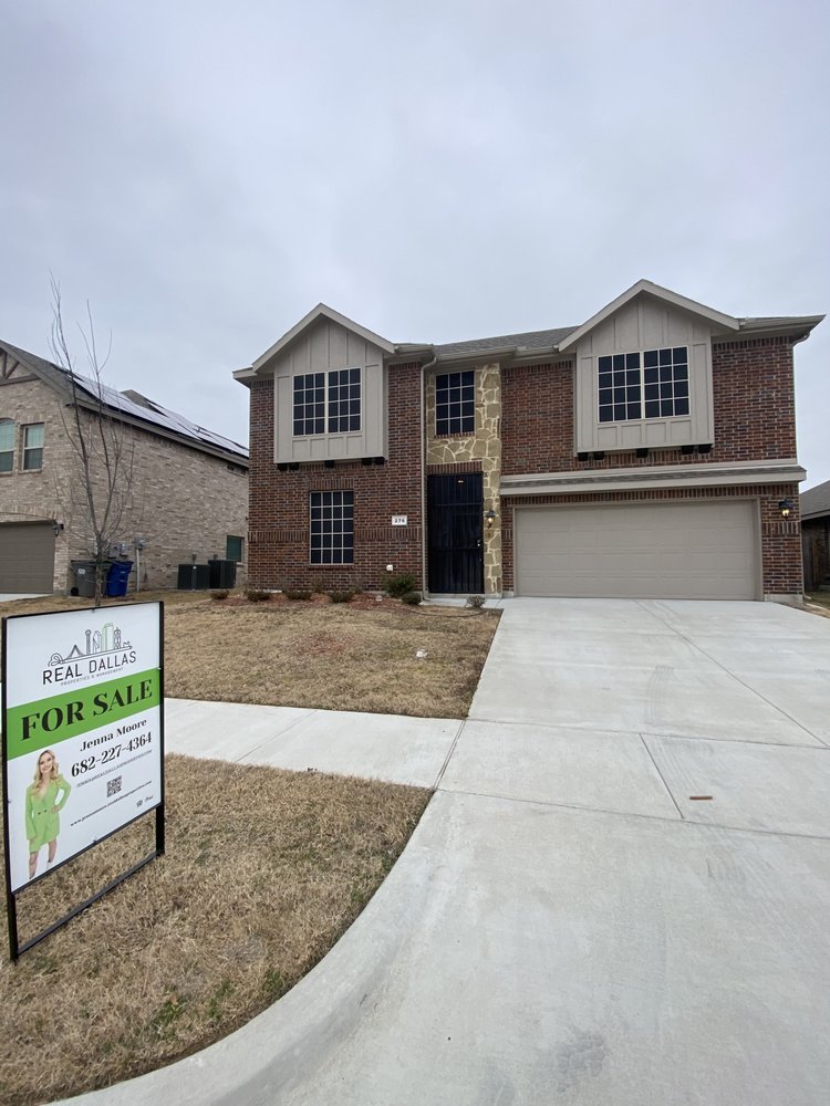 Photo of Jenna Moore - REAL Dallas Properties and Management