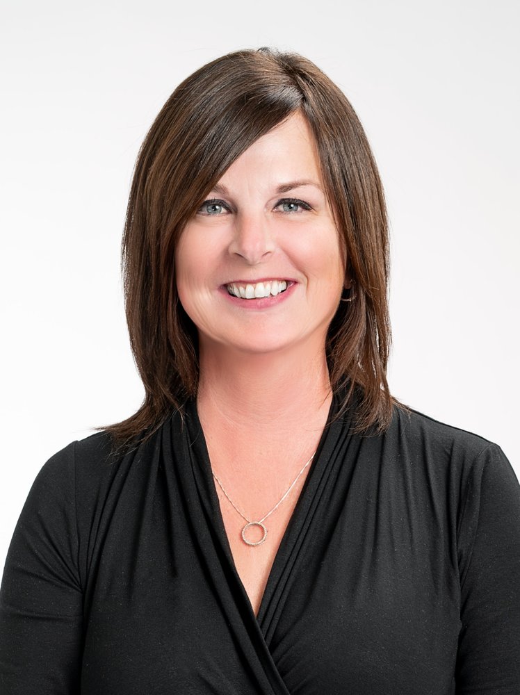 Photo of Holly Noto - Coldwell Banker