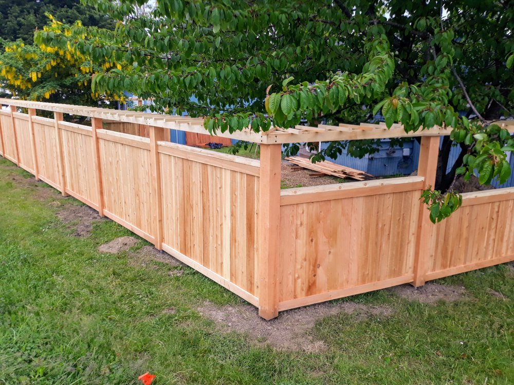Photo of Gibson Fence and Deck