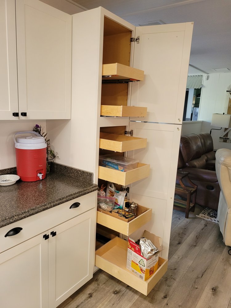 Photo of California Roll-Out Shelves