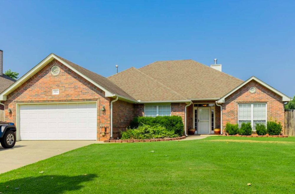 Photo of Dolores Lemon & Associates - Real Estate Professionals