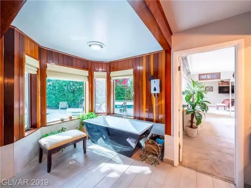 Photo of Duran Sekona - TPM Realty Services
