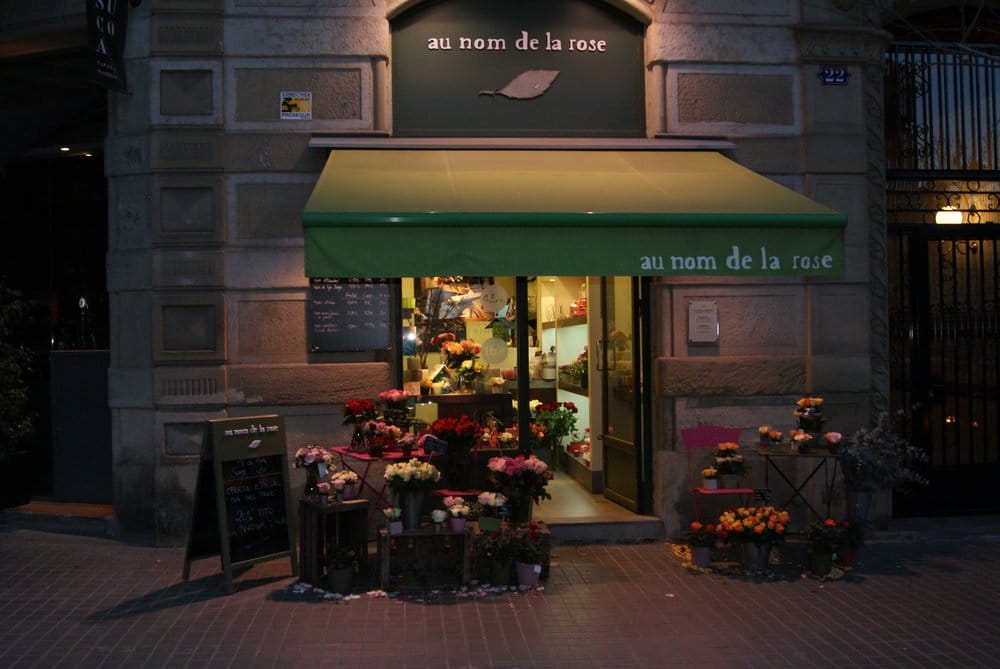 Photo of Au Nom de la Rose