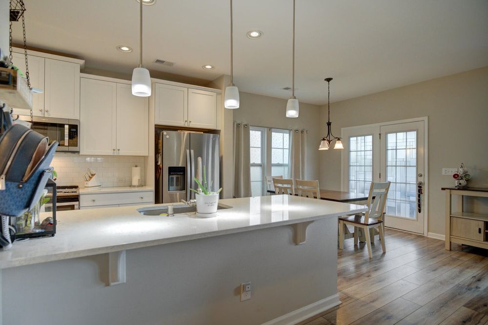Photo of Karen Taylor - Realty ONE Group Coastal
