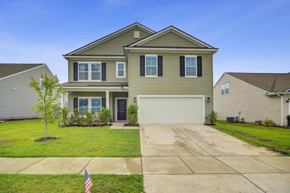 Photo of Karen Taylor - Realty ONE Group Coastal