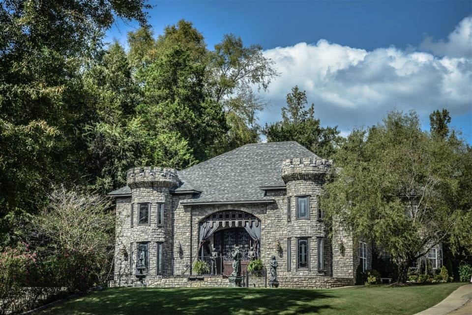 Photo of The Sterling Castle