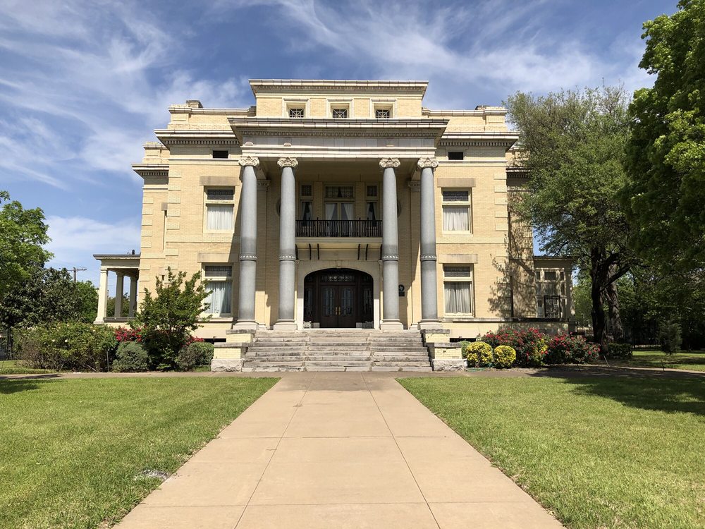 Photo of Alexander Mansion