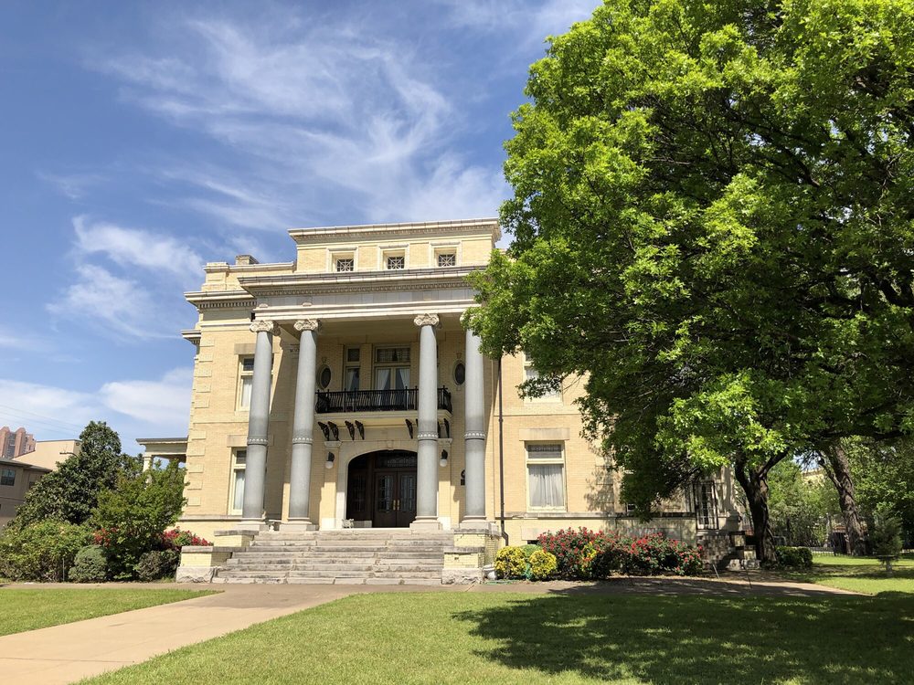 Photo of Alexander Mansion