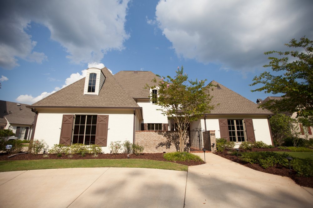 Photo of Suzanne Majure - Crye-Leike Realtors