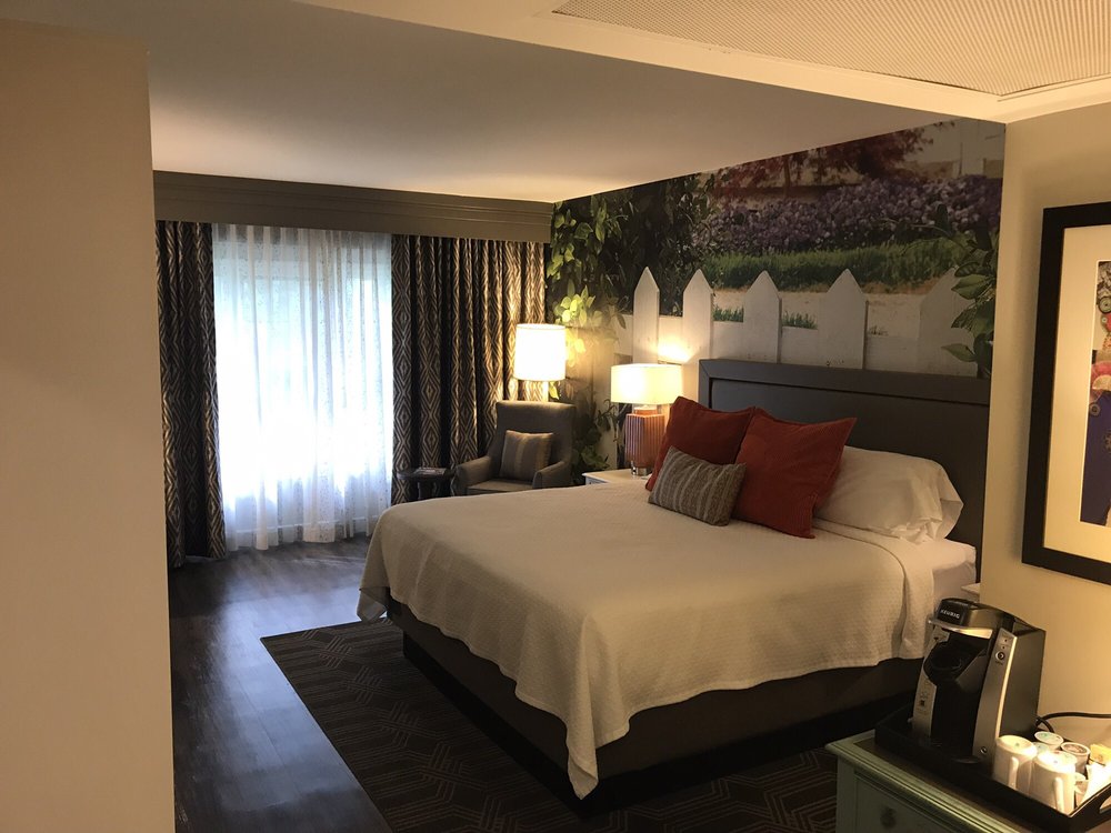 Photo of Hotel Indigo Atlanta - Vinings